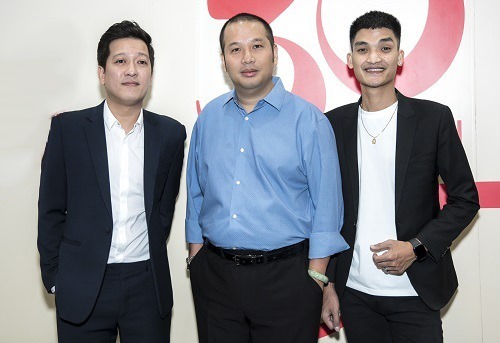 Từ trái sang: diễn viên Trường Giang, đạo diễn Quang Huy, diễn viên Mạc Văn Khoa. Ảnh: CGV.